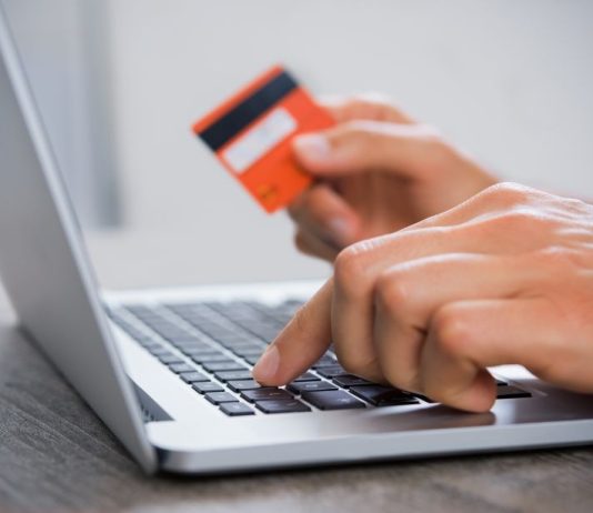 Comment payer en plusieurs fois sur le magasin en ligne Fnac ? Fnac et ses options de paiement en plusieurs fois